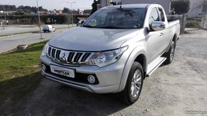 Mitsubishi L200 Strakar 181 Cv Setembro/15 - à venda -