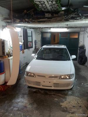 Mitsubishi Lancer 1.3 GLXi Agosto/95 - à venda - Ligeiros