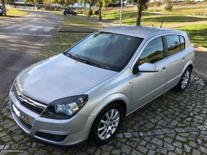 Opel Astra 1.3 CDTI 90cv 6V Maio/05 - à venda - Ligeiros