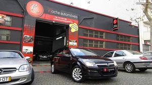 Opel Astra Caravan 1.3 CDTi AC Janeiro/06 - à venda -