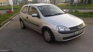 Opel Corsa C V Confort Fevereiro/01 - à venda -