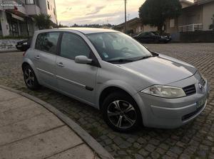 Renault megane 1.5 dci aceito retoma Abril/04 - à venda -