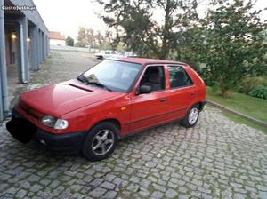 Skoda Felicia Carro Outubro/96 - à venda - Ligeiros