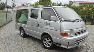 Toyota HiAce Funebre Abril/91 - à venda - Ligeiros