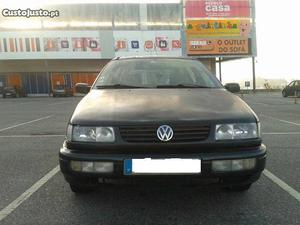 VW Passat Variant Abril/96 - à venda - Ligeiros