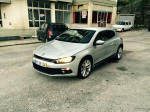 VW Scirocco 2.0 Tdi Sport 170cv Março/11 - à venda -