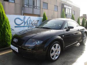 Audi TT 1.8 Turbo Abril/00 - à venda - Ligeiros