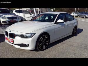 BMW 320 D line sport Novembro/12 - à venda - Ligeiros