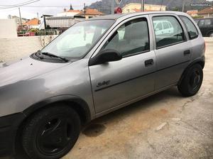 Corsa b ótimo estado Novembro/94 - à venda - Ligeiros