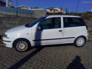 Fiat Punto cv Abril/94 - à venda - Ligeiros