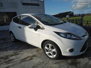 Ford Fiesta 1.4 TDCI Agosto/10 - à venda - Comerciais /