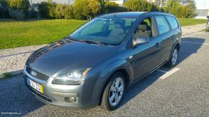 Ford Focus 1.6TDCI Impec Troc Junho/05 - à venda - Ligeiros