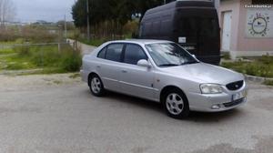 Hyundai Accent Como novo Julho/02 - à venda - Ligeiros