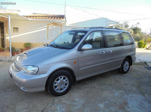 Kia Carnival 2.9tdi 12 Dezembro/00 - à venda - Ligeiros