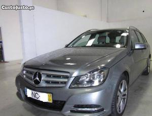 Mercedes-Benz C 220 Station CDI Julho/12 - à venda -