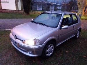 Peugeot 106 quicksilver Maio/00 - à venda - Ligeiros