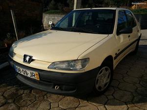 Peugeot D Março/98 - à venda - Ligeiros
