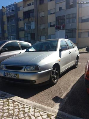 Seat Cordoba Gt Abril/98 - à venda - Monovolume / SUV,