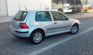 VW Golf IV 1.4 aceito retoma Outubro/99 - à venda -