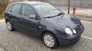 VW Polo 1.2cc como novo Abril/04 - à venda - Ligeiros