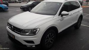 VW Tiguan 1.6 Tdi 115cv CFN Janeiro/17 - à venda - Ligeiros