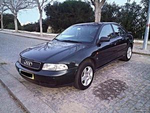 Audi A4 1.6 GPL super econômico Setembro/95 - à venda -