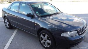 Audi A4 1.9 tdi sport Abril/95 - à venda - Ligeiros