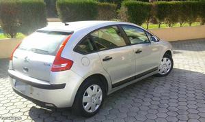 Citroën C4 1.4 SX 90cv Março/05 - à venda - Ligeiros