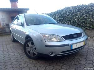 Ford Mondeo 2.0 TDCI 130 cv Março/03 - à venda - Ligeiros