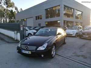 Mercedes-Benz CLS 320 cdi kit amg Maio/06 - à venda -