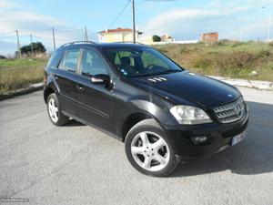 Mercedes-Benz ML -matic nacional Fevereiro/09 - à