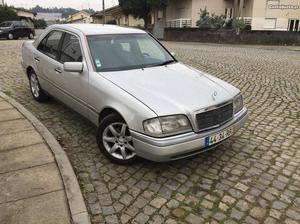 Mercedes c250d aceito retoma Julho/94 - à venda - Ligeiros