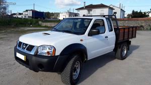 Nissan Pick Up 4x4 king Cab Dezembro/04 - à venda -