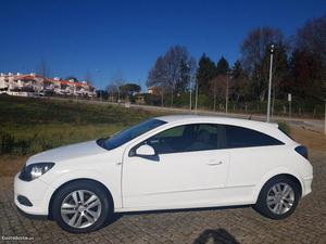 Opel Astra GTC 1.3 van Abril/09 - à venda - Ligeiros