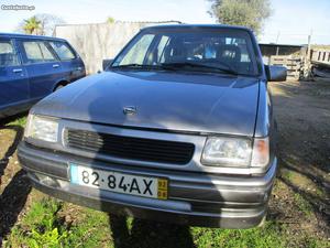 Opel Corsa 1.2 Abril/92 - à venda - Ligeiros Passageiros,