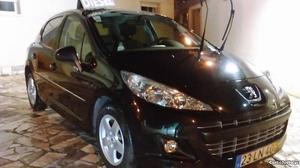 Peugeot  HDI Active 5 LUG Março/11 - à venda -