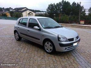 Renault Clio  dci Junho/01 - à venda - Ligeiros