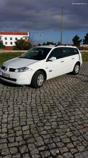 Renault Mégane 6 velocidades,105cv Fevereiro/06 - à venda