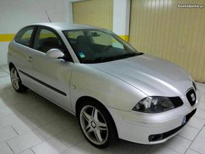 Seat Ibiza Outubro/02 - à venda - Comerciais / Van, Lisboa