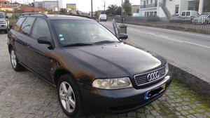 Audi A4 1.9 TDI 110 CV Agosto/96 - à venda - Ligeiros