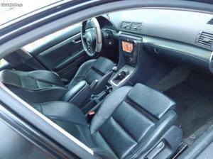 Audi A4 avant 1.9 tdi Maio/04 - à venda - Ligeiros