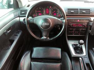 Audi a4 1.9 tdi sport 130cv kms Maio/02 - à venda -