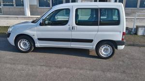 Citroën Berlingo 1.6HDI 90cv Março/08 - à venda -