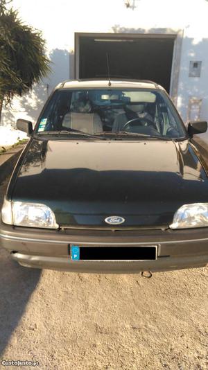 Ford Fiesta 1.2 CLX Junho/93 - à venda - Ligeiros