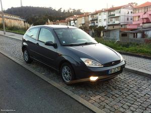 Ford Focus Sportvan 115tdci Maio/05 - à venda - Ligeiros