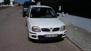 Nissan Micra 1.0 GX Julho/03 - à venda - Ligeiros