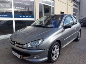 Peugeot 206 XS 1,6 HDi 110CV Agosto/04 - à venda -