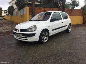 Renault clio 1.5 dci MOTOR NOVO Dezembro/01 - à venda -