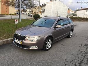 Skoda Superb 2.0 TDI Rail Nac Agosto/10 - à venda -