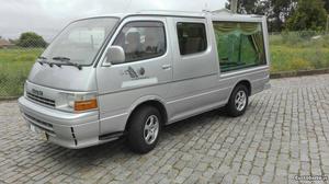 Toyota HiAce Funerario Outubro/91 - à venda - Ligeiros